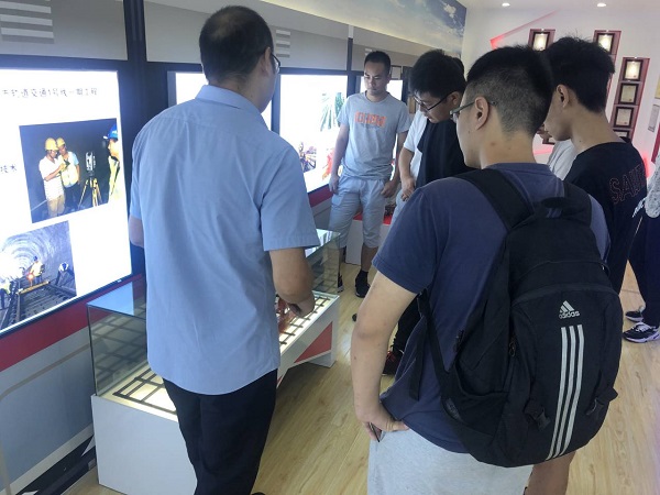 1565075856228035872.jpg 3-1.jpg