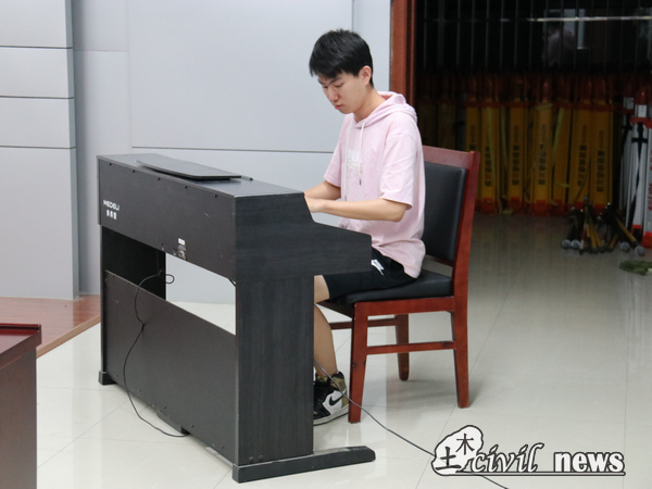 1559063284268066946.jpg IMG_5475.jpg